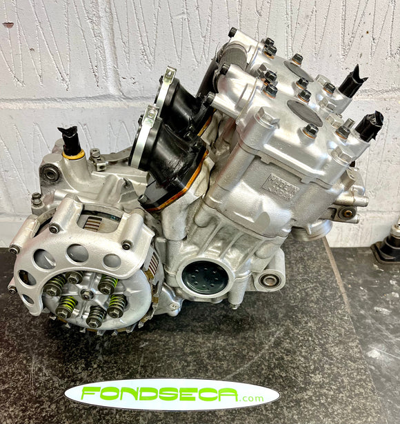 Yamaha TZ250 T Engine For sale. Complete 1987 2KM